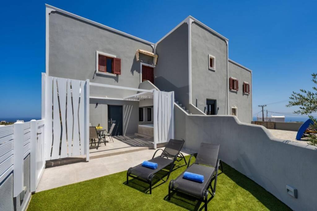 Christianna & George Luxury Hot Tub Apartment Fira  Zewnętrze zdjęcie