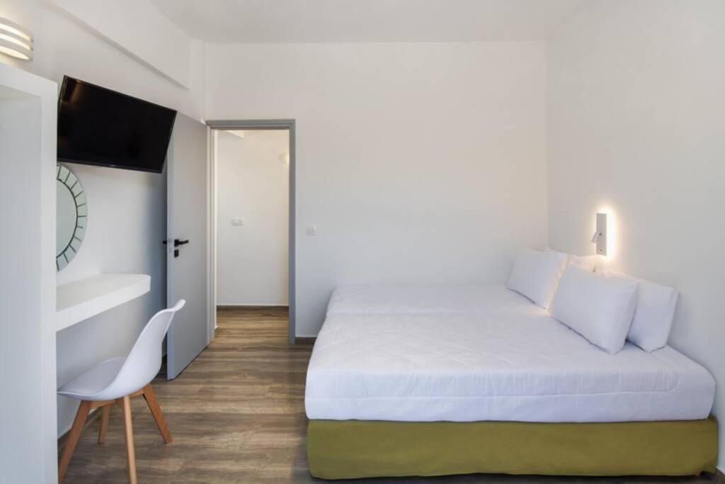 Christianna & George Luxury Hot Tub Apartment Fira  Zewnętrze zdjęcie